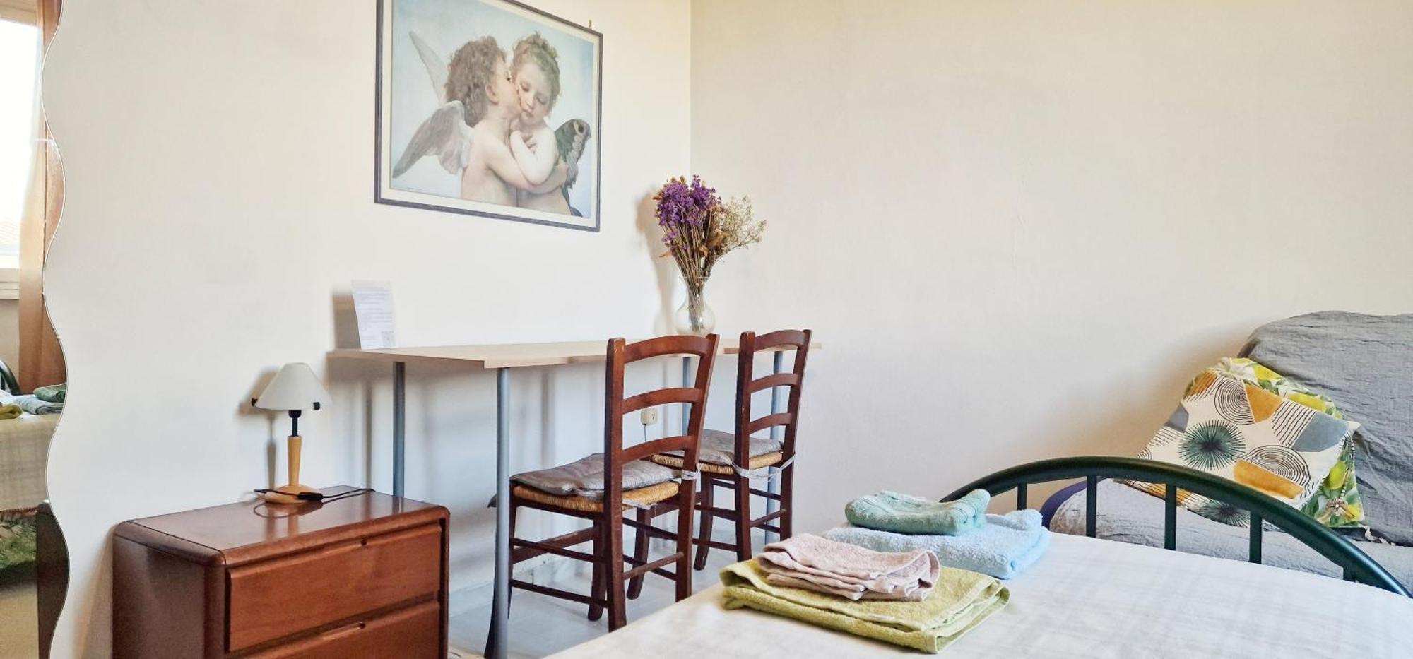 Apartment Of 3 In The Area Near To The Center Of