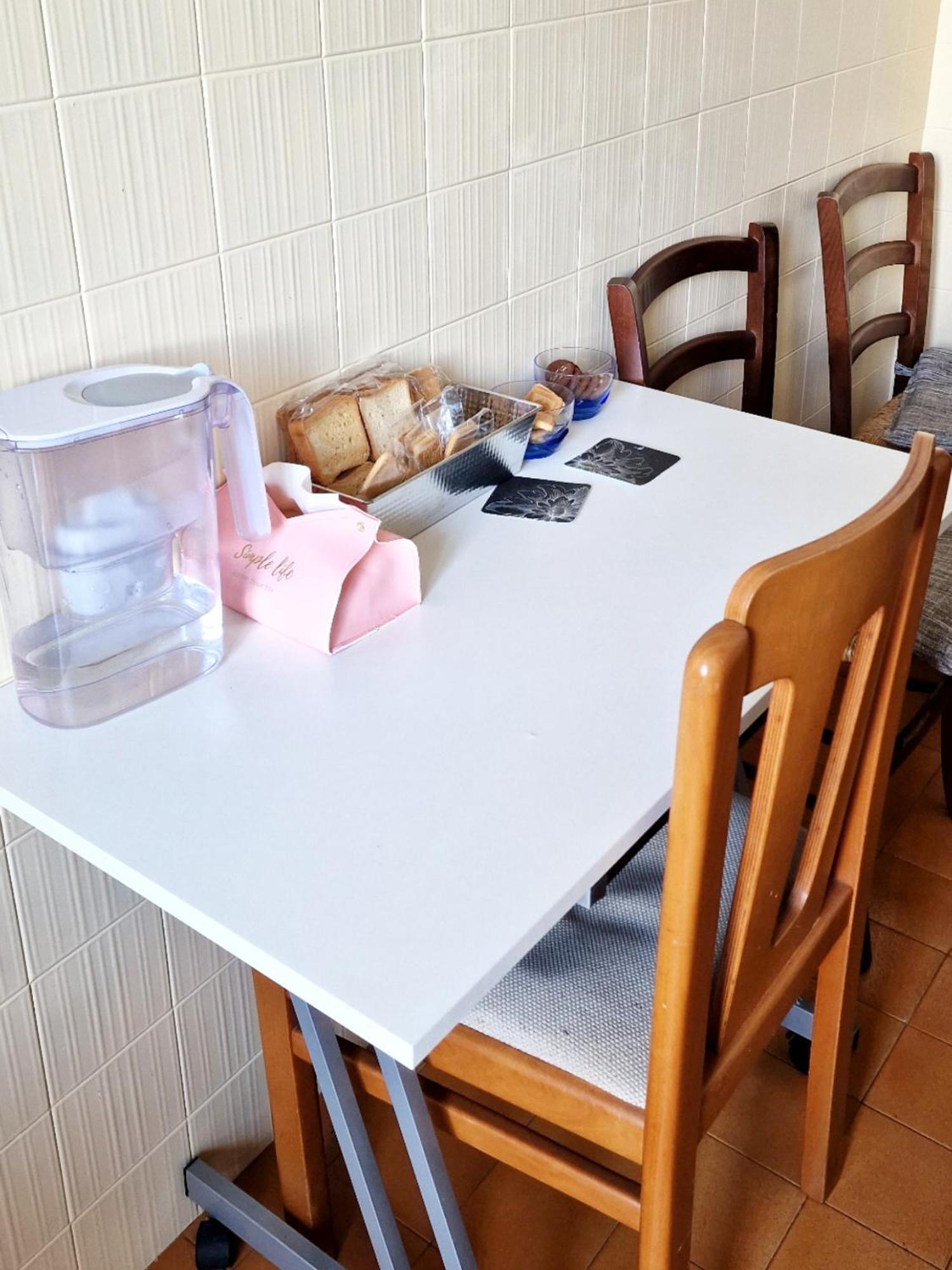 Of 3 In The Area Near To The Center Of Apartment *